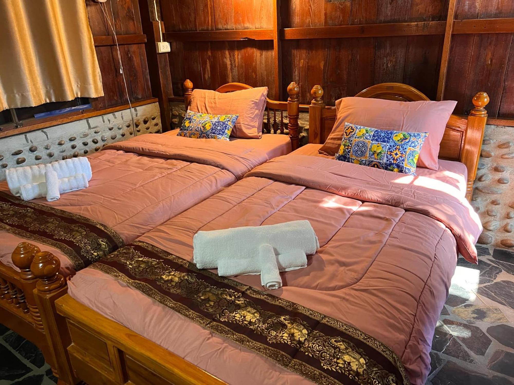 Riverside Retreat Sukhothai Guest House Buitenkant foto