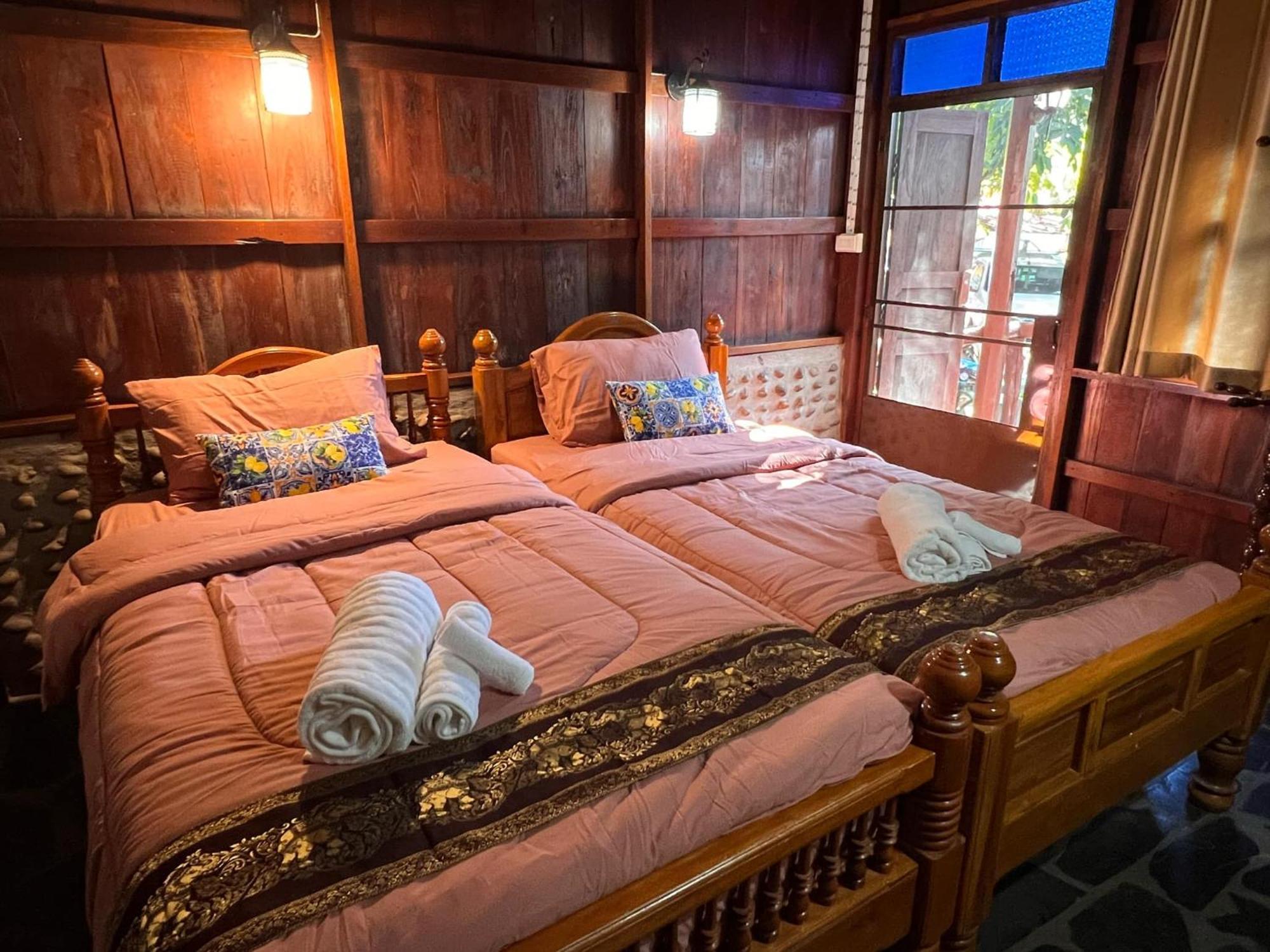 Riverside Retreat Sukhothai Guest House Buitenkant foto