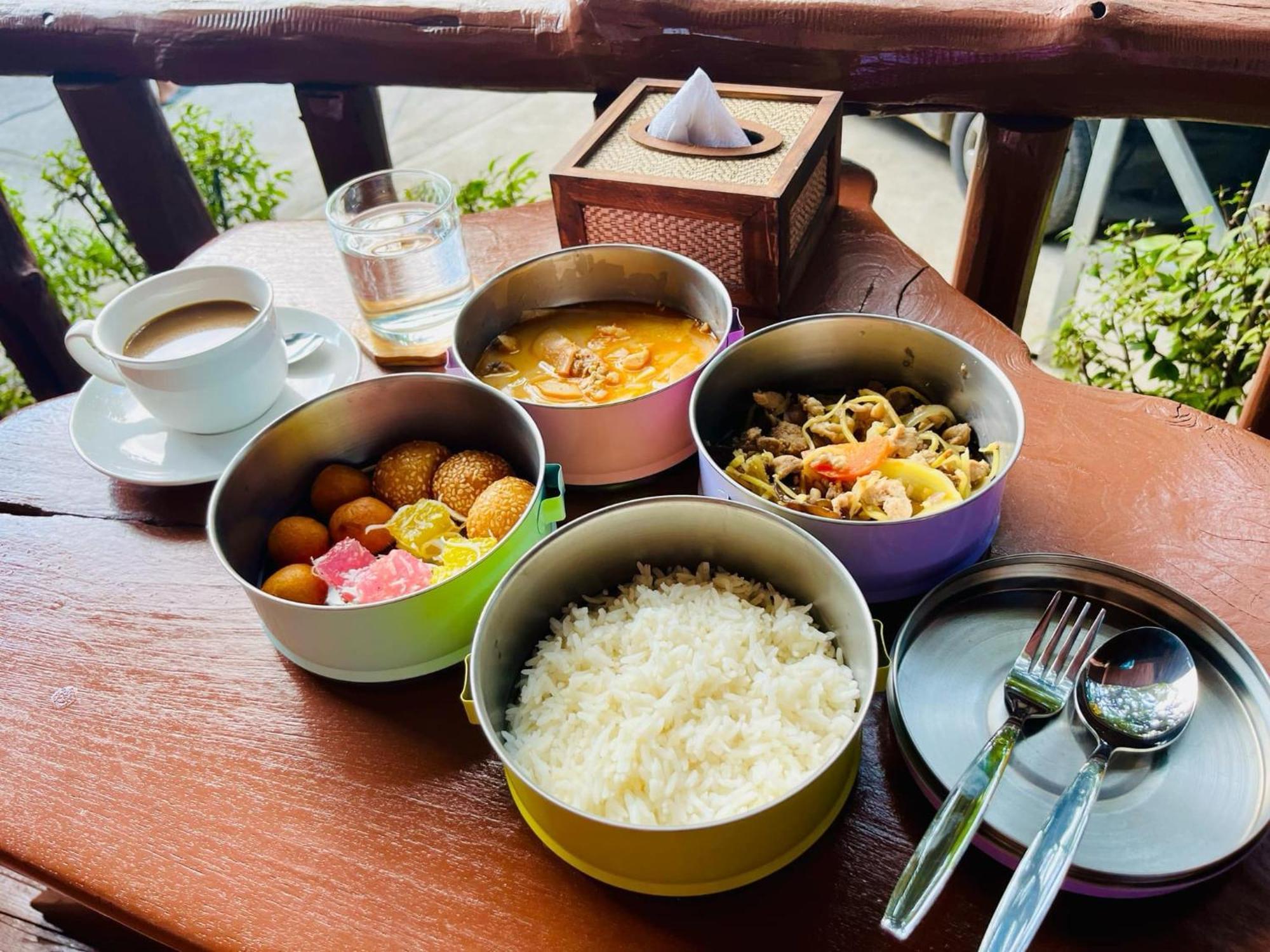 Riverside Retreat Sukhothai Guest House Buitenkant foto